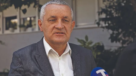 MIODRAG LINTA PODRŽAO GRAĐANE GLAMOČA: Vojni poligon vojske BiH sredstvo za iseljavanje Srba