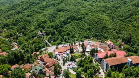 Ova banja ima najlekovitiju vodu u Srbiji! Smeštaj od 10 evra: Prava je turistička atrakcija