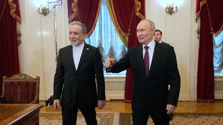 SASTALI SE PUTIN I ARAGČI! Poznati detalji razgovora, ruski predsednik imao poruku za Hamneija (FOTO)