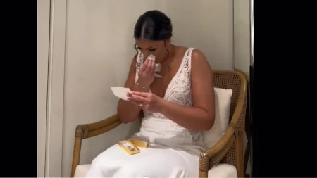 Svi na svadbi plakali s mladom: Otvorila mladoženjin poklon i shvatila da nije za nju!