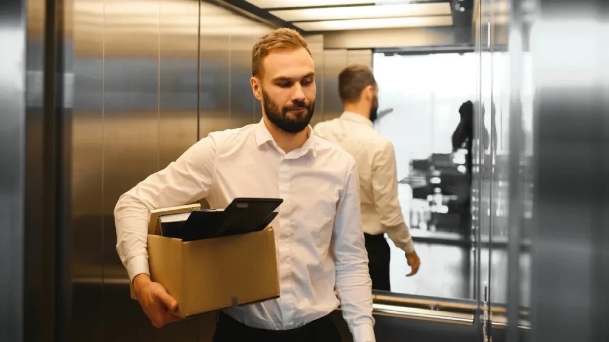 OSTAVLJATE NOVAC ŠEFU! Srbi prave istu grešku kad daju otkaz – gube hiljade evra!