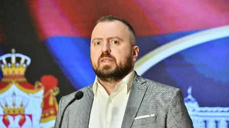 ALEKSANDAR MIRKOVIĆ: Stefan Simić laže, nije istina da se srušio plafon u školi na Čukarici 