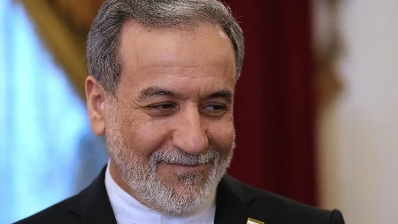 OŠTRA PORUKA KA VAŠINGTONU Iranski ministar otkrio Putinu ko koči mir na Bliskom istoku