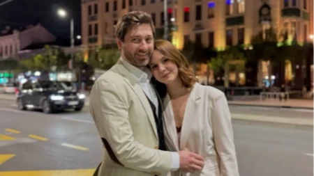 PORODILA SE NAŠA GLUMICA Trudnoću krila 5 meseci, sada otkriveni svi detalji!