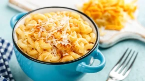 MAKARONE SA SIROM IZ RERNE Jeftino jelo koje se prosto topi u ustima