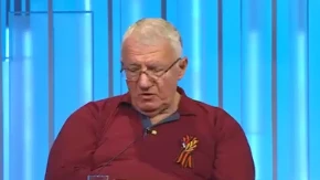 BLOKADERI BEŽE NA HOLIDEJ, NAROD ODLUČUJE Šešelj otkrio detalje razgovora sa Vučićem, evo kad žele izbore