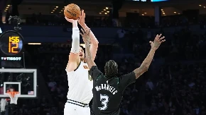 ŠOK NA JOKIĆEVOJ UTAKMICI Imamo najbolji koš ikada, a nije ga dao igrač!? (VIDEO)