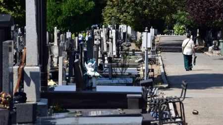 SKANDAL KOJI LEDI KRV Porodica čula lupanje iz groba – kada su ga otvorili, nastao je ŠOK!