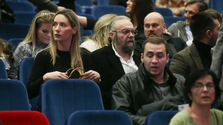 "MOLILA SAM SUPRUGA DA SE RAZVEDEMO" Voditeljka šokirala: "Želela sam da mi ne da decu"