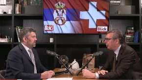 „IZAĆI ĆU PRED NAROD I REĆI ISTINU!“ Vučić o pretnjama Srbiji: Trpimo OGROMNE pritiske, ali nećemo menjati kurs!