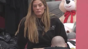 Skandal koji je zgrozio javnost! Muž je javno varao, tvrdila da je trpela nasilje, a sada sve šokirala svojom objavom! (FOTO)