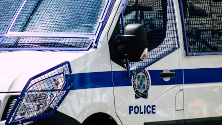 POTRESI U ATINI Tri člana Grčke vlade podnela ostavke, navodno krali subvencije EU!