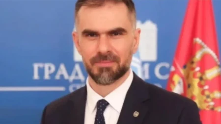 MIĆIN UDARIO NA MARINIKU BEZ KOČNICE! “Laži i konstrukcije bez kraja” – traži tužbu protiv Tepićeve zbog afere sa avionom!