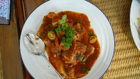 SOČNA PILETINA U PARADAJZ SOSU Jedan sastojak pravi ključnu razliku