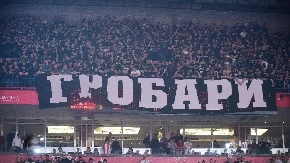 LUDNICA POSLE POBEDE Veliko slavlje navijača i igrača Partizana nakon derbija