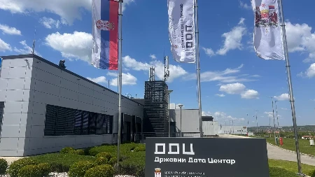 Vučić u Kragujevcu prisustvuje puštenju u rad novih modula data centra i superkompjutera (VIDEO)