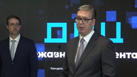 "Postoje ljudi koji se raduju neuspesima zemlje" Vučić: Za mene veće svetinje od Srbije nema