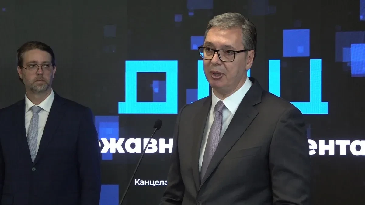 "Postoje ljudi koji se raduju neuspesima zemlje" Vučić: Za mene veće svetinje od Srbije nema