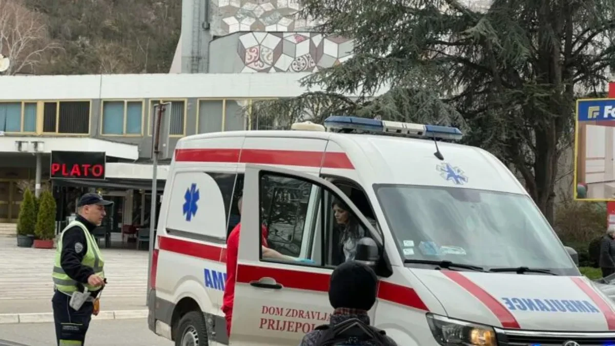 Užas u Nišu. Sletela s kolovoza,pa udarila tinejdžera koji se nalazio na trotoaru