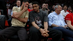 Đoković gledao neviđeni skandal: Brutalna pobeda Olimpijakosa u senci nezapamćenog haosa, Novak nije mogao da veruje