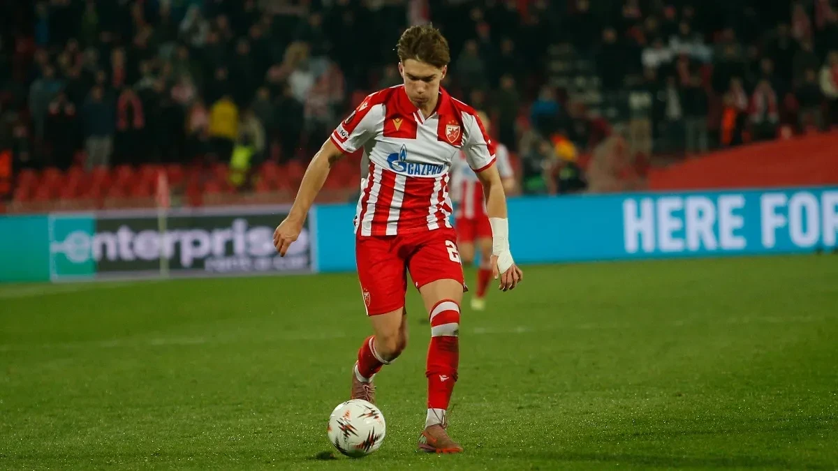 "Zvezda može u Ligu šampiona" Vasilije Kostov za sport.alo otkrio po kom svecu je dobio ime, šta kaže o interesovanju velikana, šta bi bio da nije fudbaler...