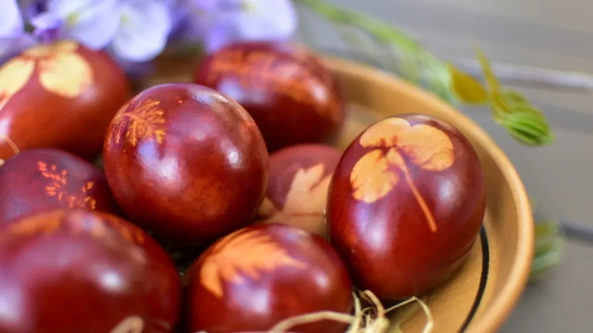 ZABORAVITE KESICE: Ovi sastojci daju NAJJAČU CRVENU BOJU za Vaskrs!