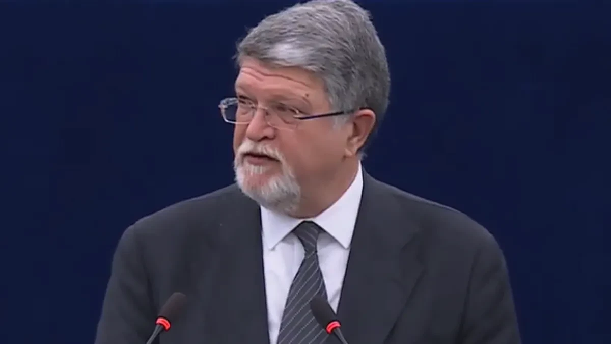  BLOKADERI NEĆE NA RAZGOVOR  KOD VUČIĆA, A KOD PICULE JURE! Sve je jasno kao dan