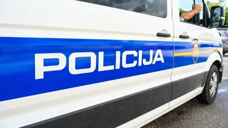 DECA PRONAŠLA LOBANJU Horor ispod mosta, mališani se igrali pa uočili vrećicu u reci Savi