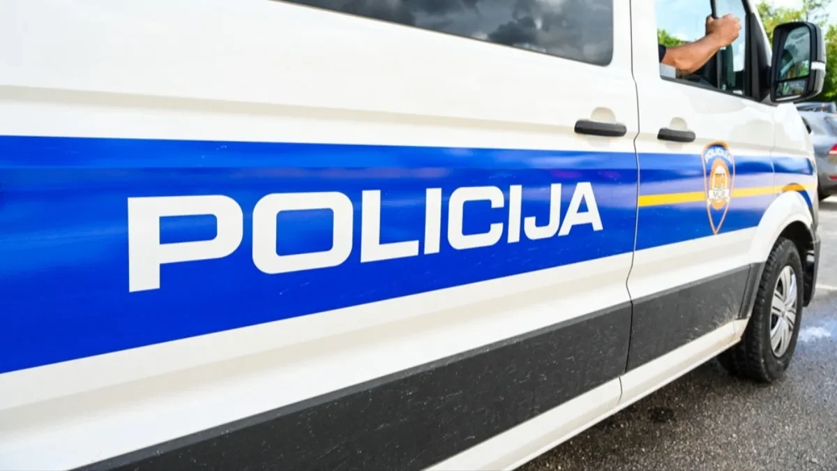 DECA PRONAŠLA LOBANJU Horor ispod mosta, mališani se igrali pa uočili vrećicu u reci Savi