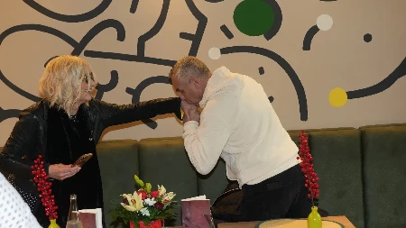 OPLJAČKANA NAŠA PEVAČICA Lopovi joj opustošili dom: "Ukrali su mi 200.000 evra"