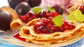 DOMAĆE PALAČINKE SA DŽEMOM OD ŠLJIVA Poslastica koja budi miris detinjstva