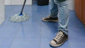 Kako očistiti pločice na podu, ogledaćete se bukvalno na njih: Kakve skupe hemikalije, kakvi bakrači, samo ovo