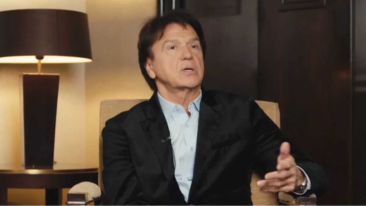 "TRAŽIĆU ALIMENTACIJU ZA SVE OVE GODINE, SKUPO ĆE MI PLATITI" Šuška se da je ovaj pevač sin Zdravka Čolića: "Zašto ćuti o tome da mi je tata?"