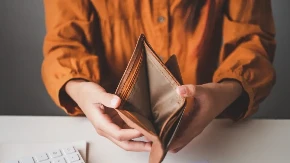 Bankrotiraće posle Uskrsa: Ova 3 znaka horoskopa ostaju bez cvonjka u džepu!