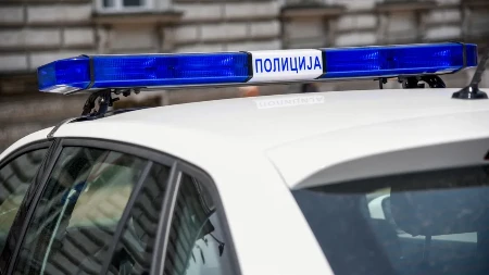 KOST ZAUSTAVILA NOŽ U GRUDIMA! Muškarac pokušao da ubije bivšu, ima "debeo" dosije