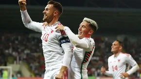 OKAČIO KOPAČKE O KLIN Aron Remzi završio karijeru 