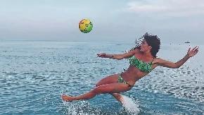 VRELA Italijanka Agata Izabela Sentaso spojila talenat i isklesanu figuru 