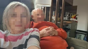 ŠOK U OBRENOVCU, PRIVEDEN DEDA ČIJI JE UNUK UBIO NJEGOVU PARTNERKU! Sa Mirelinog telefona pretio advokatici da će je ubiti i sahraniti!