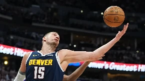 ŠTA OVO BI? Jokić naterao protivnika ga postane balerina (VIDEO)