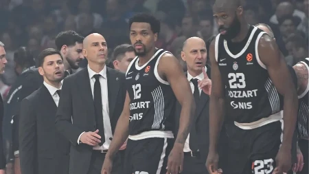 CRNO-BELI JURE SEDMU U NIZU Evo gde možete gledati meč Efes - Partizan