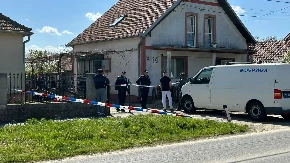 "PODSTANAR RAZBIO STAKLO NA VRATIMA, PA UGLEDAO UGLJEŠIN LEŠ" Ovo je kuća u kojoj je Nemanja usmrtio muškarca kod Surčuna (FOTO/VIDEO)