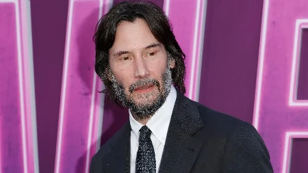 Kijanu Rivs se ne odvaja od Aleksandre: Uhvaćeni kako razmenjuju nežnosti