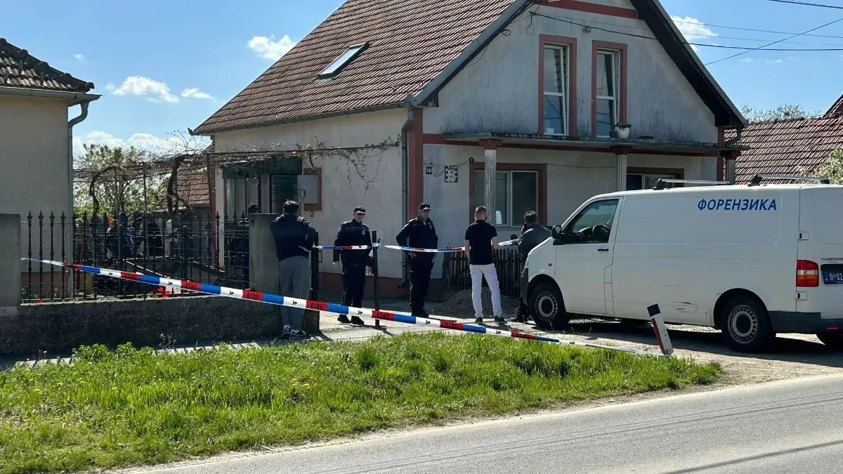 "PODSTANAR RAZBIO STAKLO NA VRATIMA, PA UGLEDAO UGLJEŠIN LEŠ" Ovo je kuća u kojoj je Nikola usmrtio muškarca kod Surčuna (FOTO/VIDEO)