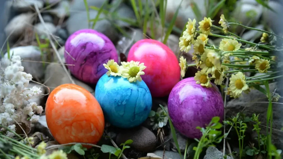 Ako vidite ove oznake na kesici farbe za jaja, nipošto je ne kupujte: Veoma je štetna po zdravlje