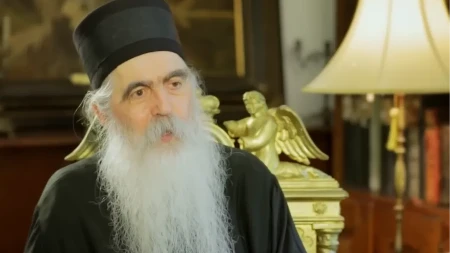 "PROSVETITELJSTVO JE SVETOSAVSKO" Mitropolit Irinej o kidisanju blokadera zbog osnivanja Univerziteta SPC