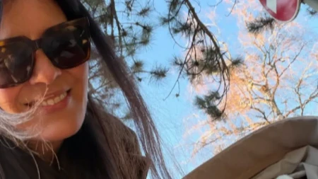 "NE UVALJUJEMO DETE BABAMA I DEDAMA, AKO HOĆE DA VIDE DETE, POŠTOVAĆE PRAVILA" Srpska glumica na meti osuda zbog stavova