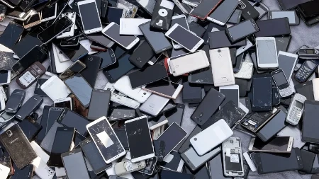 Policija prodaje izgubljene stvari - bicikli i telefoni po niskim cenama 