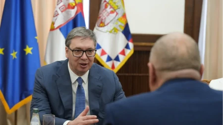 VUČIĆ DANAS NASTAVIO KONSULTACIJE SA STRANKAMA U toku sastanak sa SNS