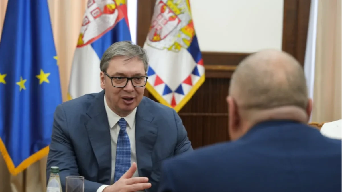 VUČIĆ DANAS NASTAVIO KONSULTACIJE SA STRANKAMA U toku sastanak sa SNS