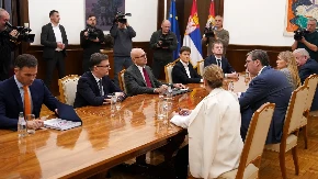 VUČIĆ ZAVRŠIO KONSULTACIJE: Obratio se Vučević - Prioritet je interes države i briga o građanima 